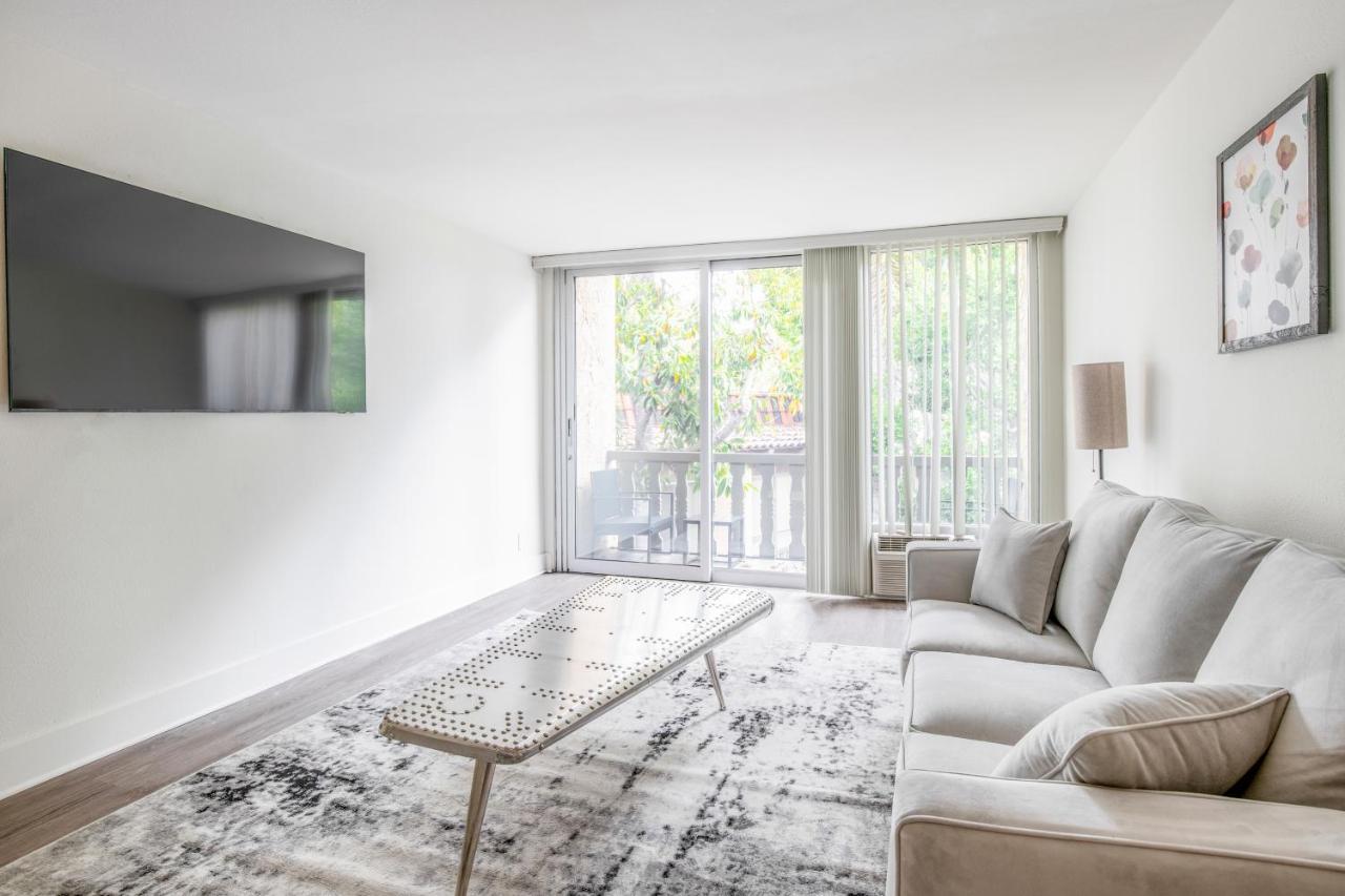 New Luxury Apartment Weho Boys Town Λος Άντζελες Εξωτερικό φωτογραφία